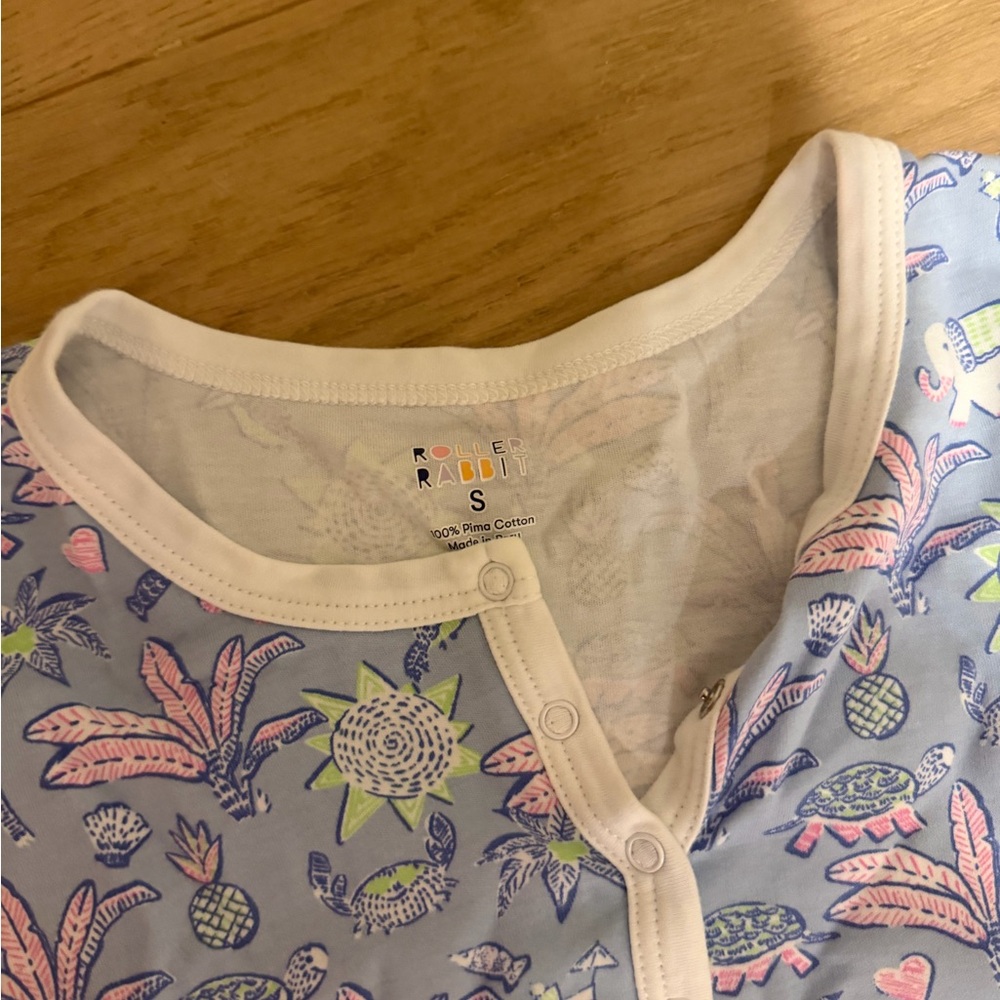 Roller rabbit pajama set - Picture 3 of 4